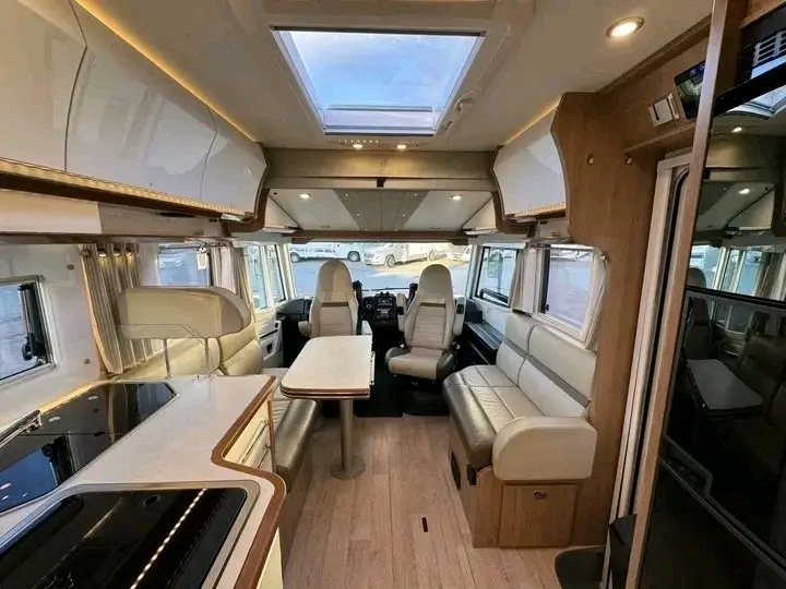 Rapido I 96 180Hp – Image 19