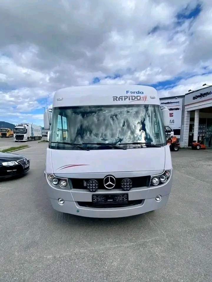 Rapido M 906 2008 – Image 2