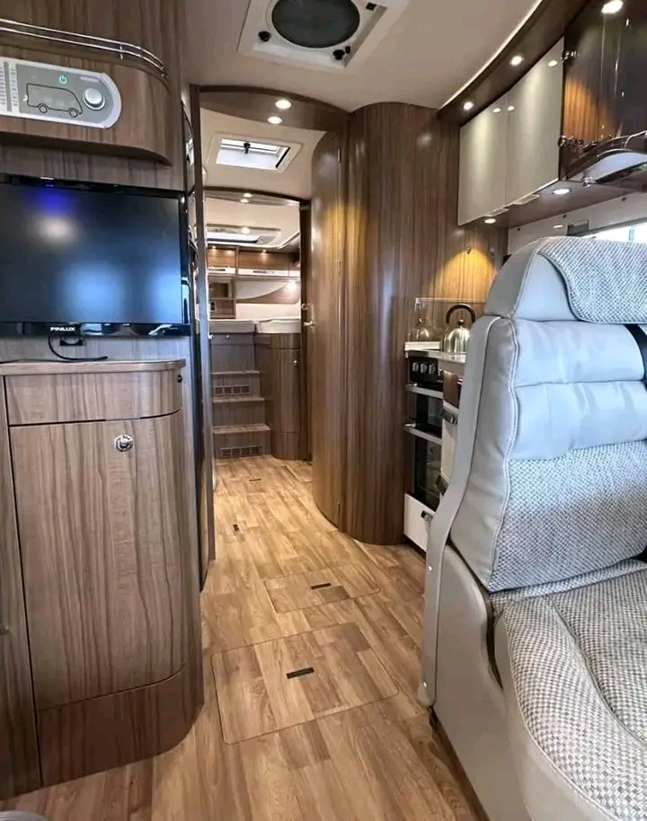 FIAT HYMER B 778 PL – Image 25