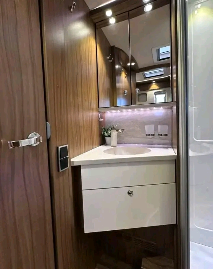 FIAT HYMER B 778 PL – Image 30
