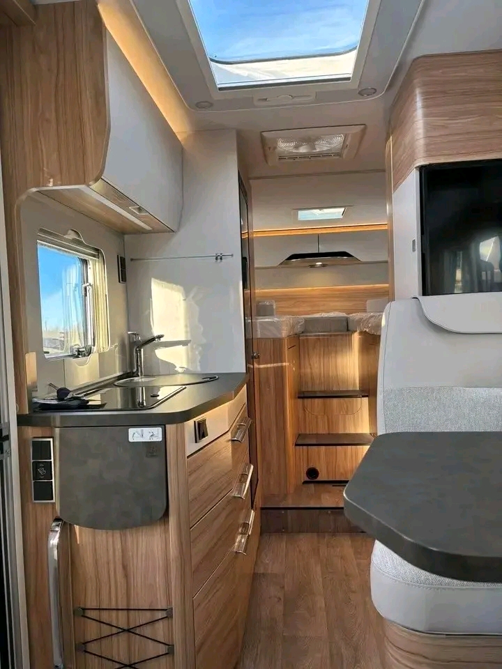 Hymer Exsis I-580 140ch 2,2 litres 2025 – Image 19