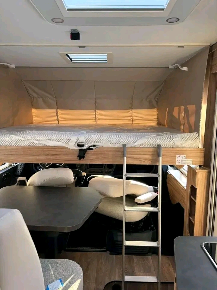 Hymer Exsis I-580 140ch 2,2 litres 2025 – Image 36