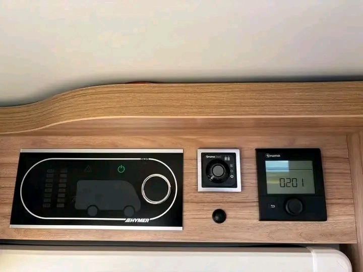 Hymer Exsis I-580 140ch 2,2 litres 2025 – Image 38