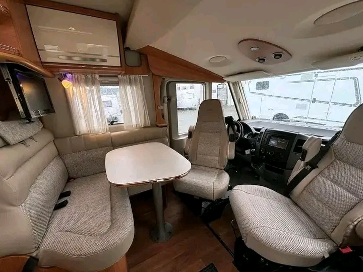 Hymer ML-I 580 163ch 2,3 litres 2017 – Image 11