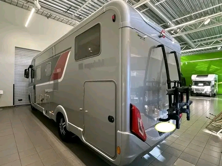 Bürstner Ixeo I 728 – Image 3