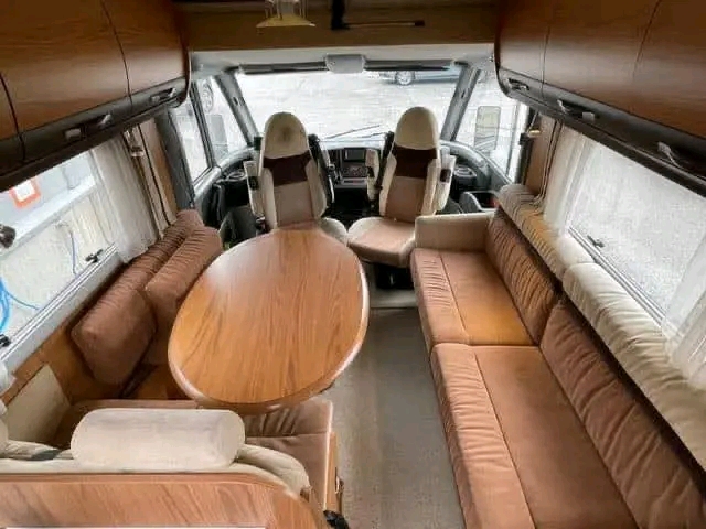 Bürstner ELEGANCE I 821-2/2009 – Image 6
