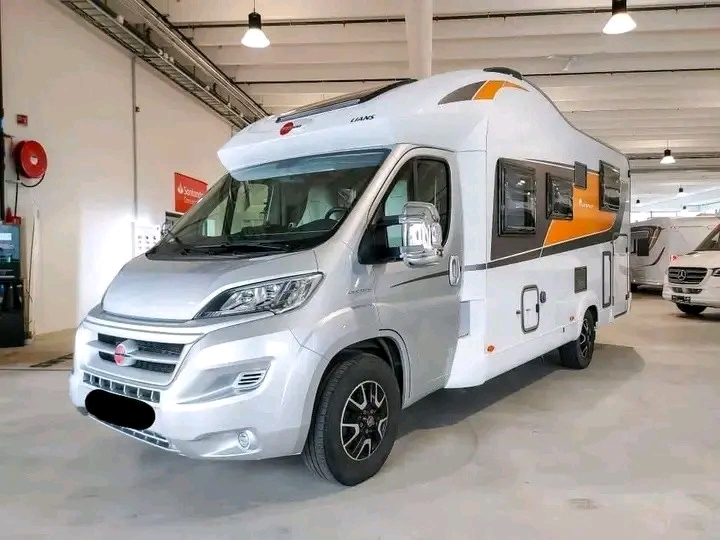 Fiat Bürstner Ixeo T 726 G Summer – 2015 – Image 2