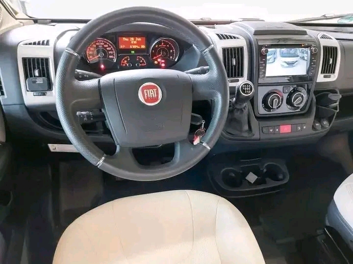 Fiat Bürstner Ixeo T 726 G Summer – 2015 – Image 9