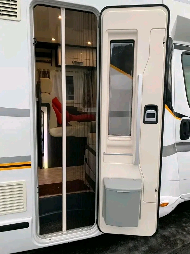 Benimar Mileo 295 148ch 2,3 litres 2016 – Image 25
