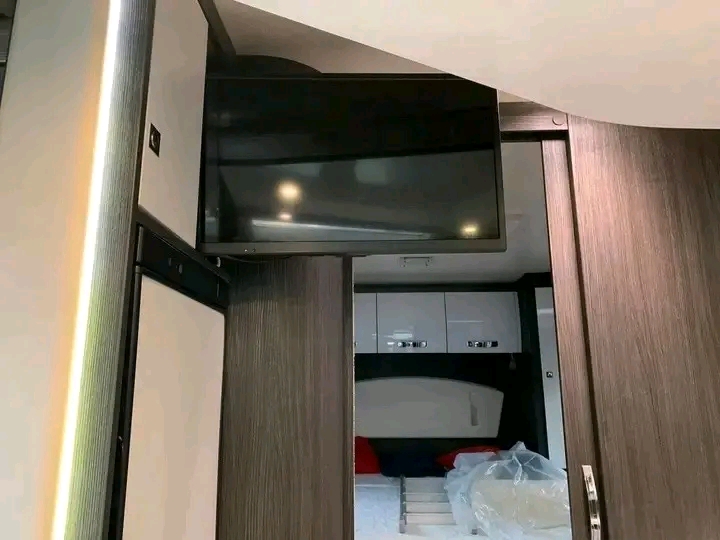 Benimar Mileo 295 148ch 2,3 litres 2016 – Image 35
