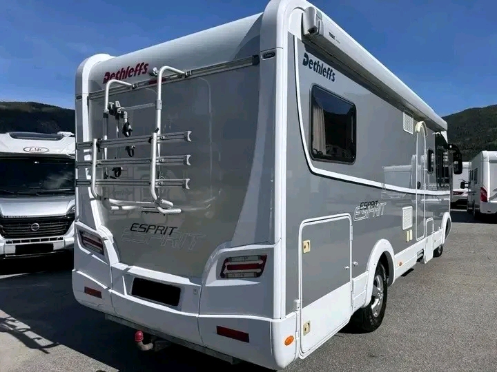 Dethleffs I 7150 Esprit 3L 177ch 2012 – Image 3