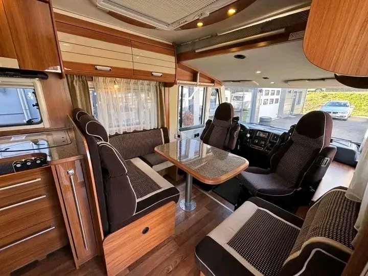 Dethleffs I 7150 Esprit 3L 177ch 2012 – Image 11