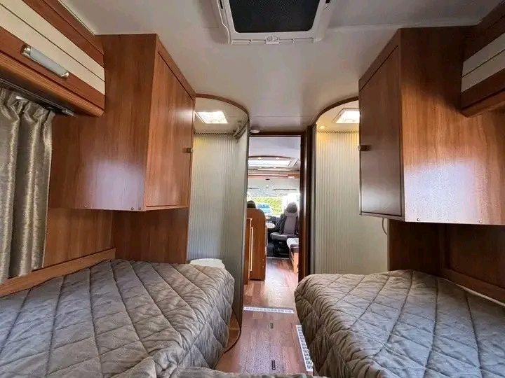 Dethleffs I 7150 Esprit 3L 177ch 2012 – Image 21