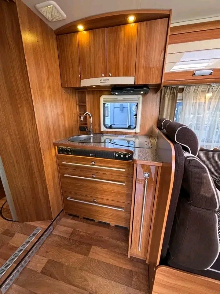 Dethleffs I 7150 Esprit 3L 177ch 2012 – Image 24