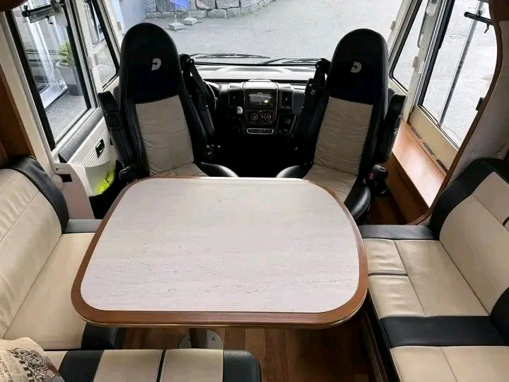 Dethleffs GLOBETROTTER XLI 177Hp 3L 2013 – Image 7