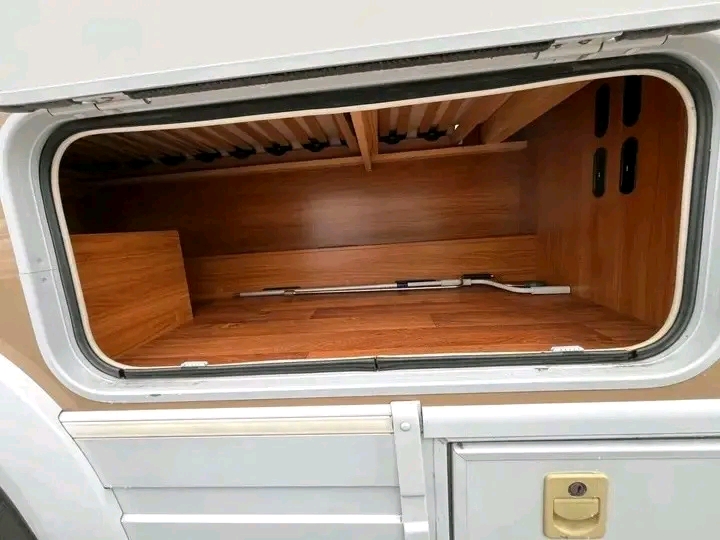 Dethleffs Esprit 2,3L 150ch 2012 – Image 26