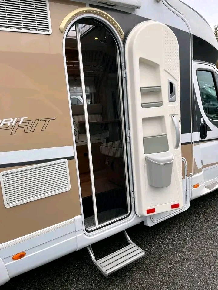 Dethleffs Esprit 2,3L 150ch 2012 – Image 27