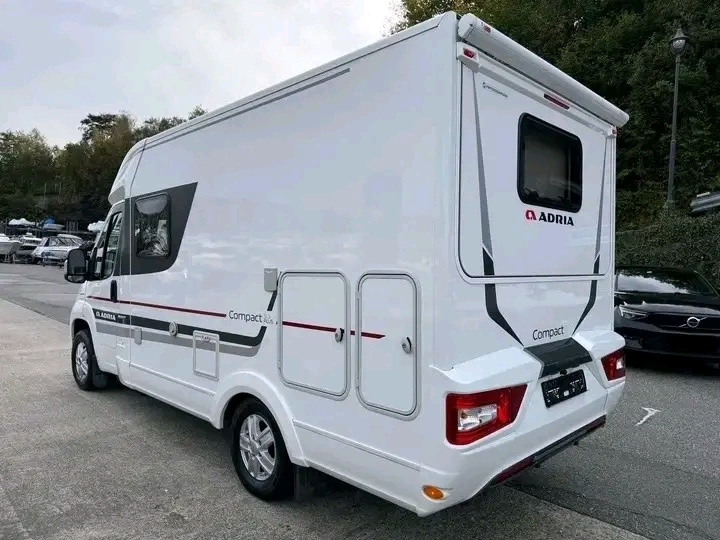 Adria Compact SLS 2,3L 150Hp 2017 – Image 3