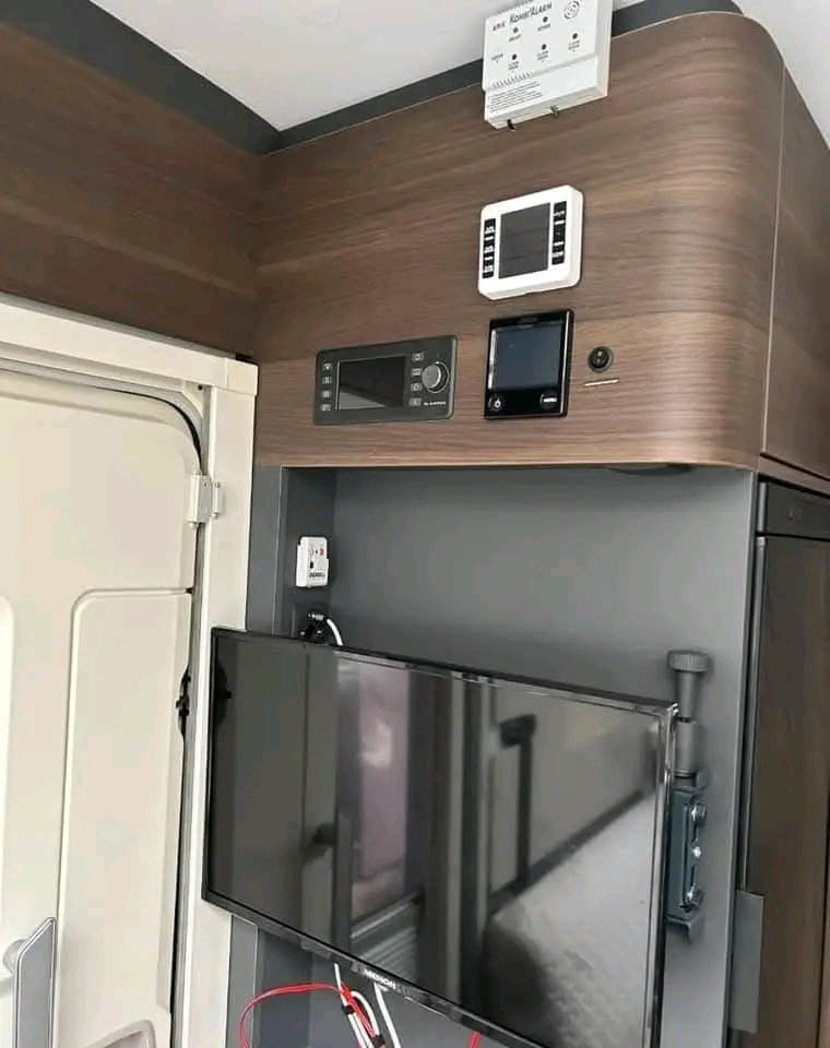 Adria Coral Supreme 670 – Image 16
