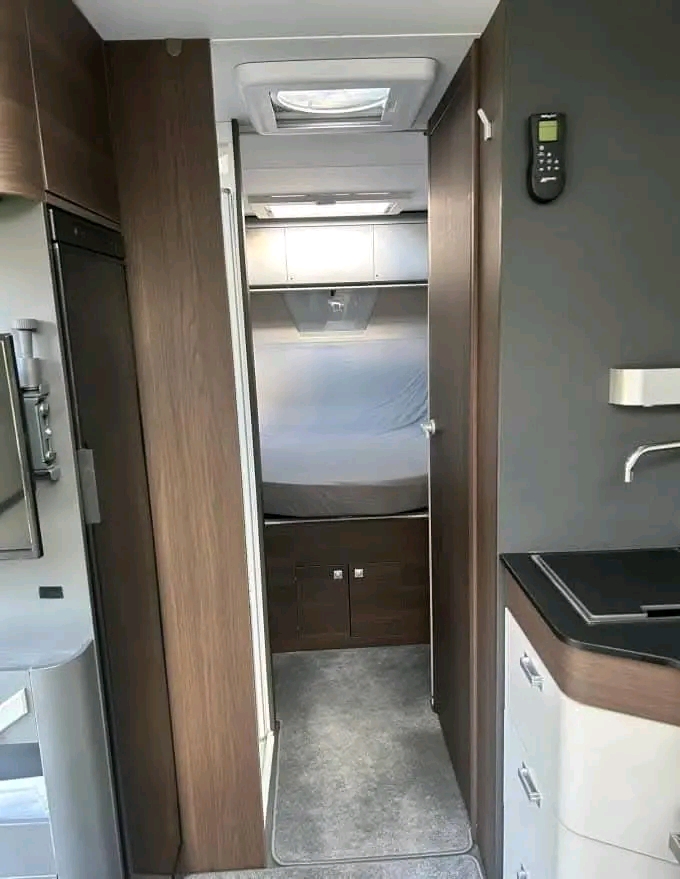 Adria Coral Supreme 670 – Image 36