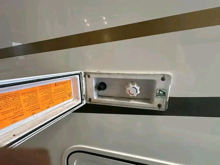 Eura Mobil Profila RS 730 EB – Image 23