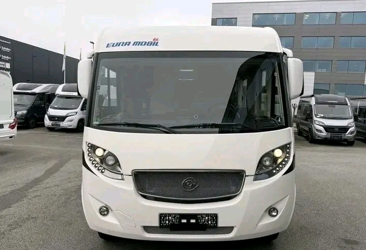 Eura Mobil Integra Line 720 QB 2,3L – Image 2