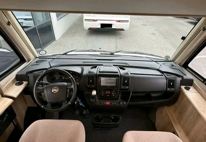 Eura Mobil Integra Line 720 QB 2,3L – Image 10