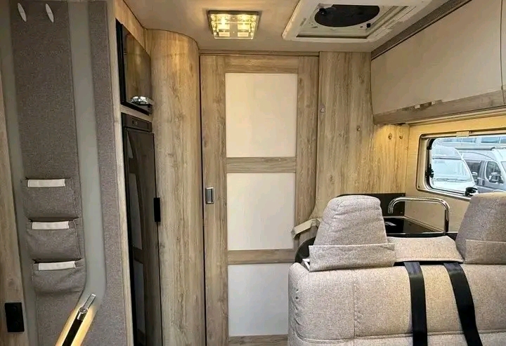Eura Mobil Integra Line 720 QB 2,3L – Image 19