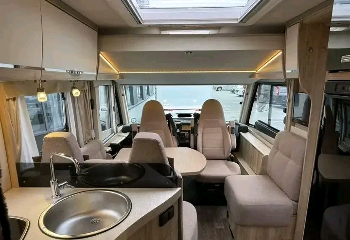 Eura Mobil Integra Line 720 QB 2,3L – Image 30