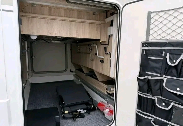 Eura Mobil Integra Line 720 QB 2,3L – Image 31