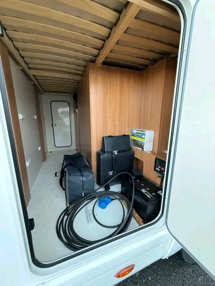 Eura Mobil PB 509 FB 131Hp 2,3L 2014 – Image 11