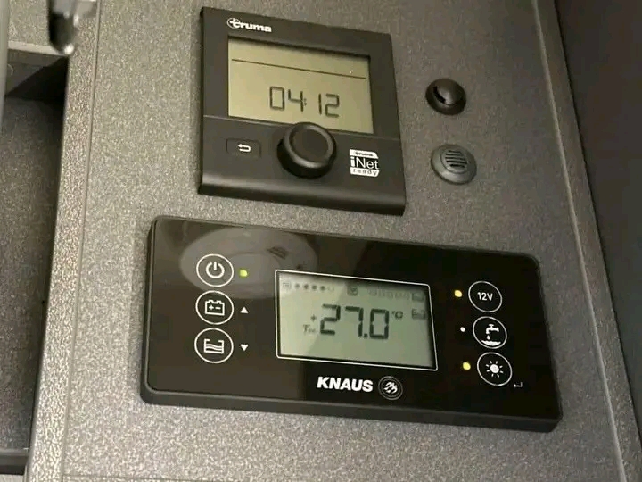 Knaus L!VE WAVE 700 MEG – Image 30