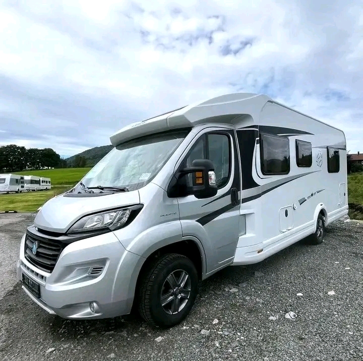 Fiat Knaus Sky Wave 700 MX – Image 2