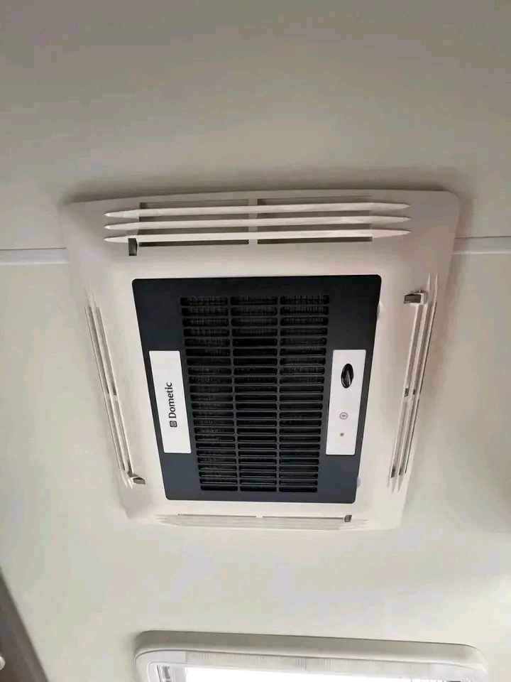 Fiat Knaus Sky Wave 700 MX – Image 12