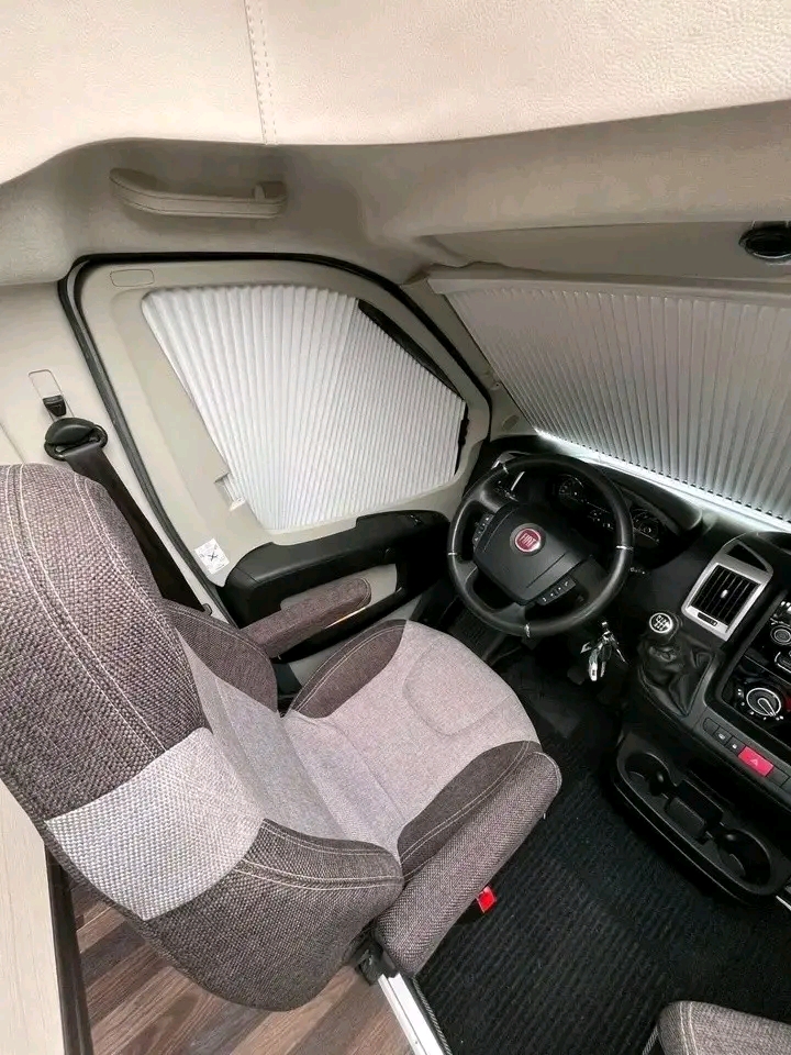 Fiat Knaus Sky Wave 700 MX – Image 28