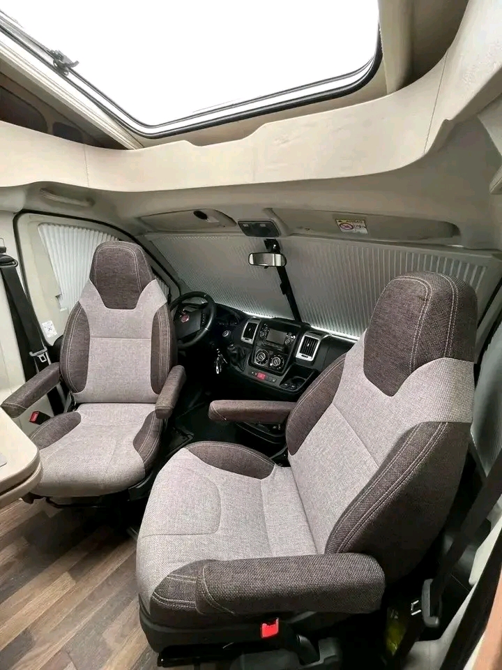 Fiat Knaus Sky Wave 700 MX – Image 35