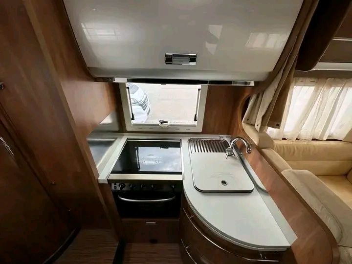 Laika KREOS 3008 148Hp 2,3L 2016 – Image 13