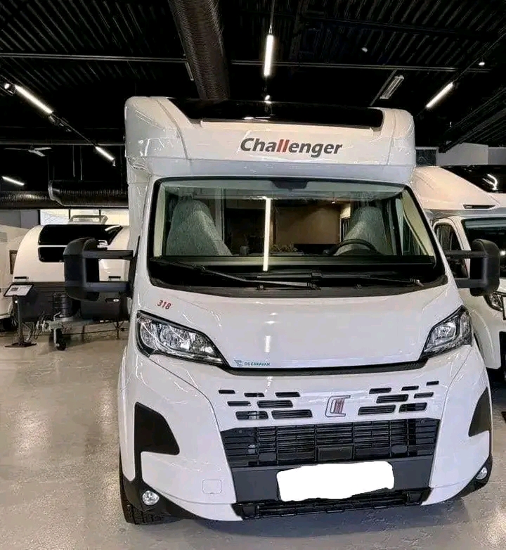 CHALLENGER 318 ANNIVERSARY EDITION – 2025 – Image 31
