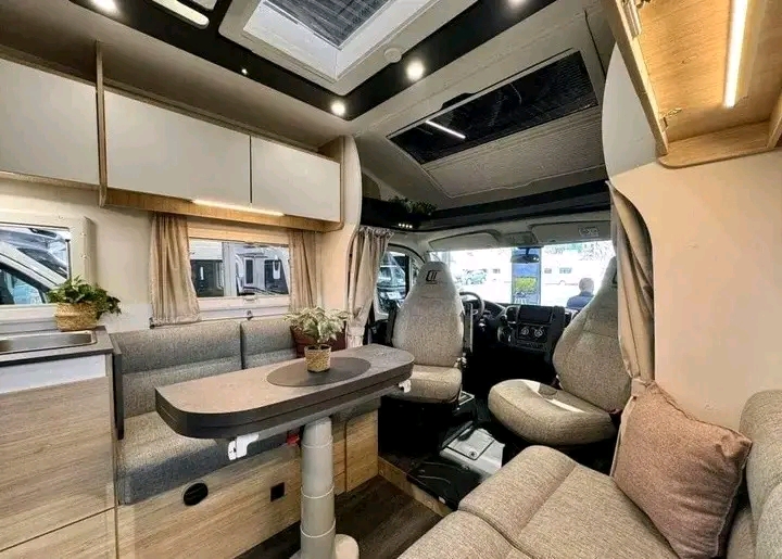 CHALLENGER 318 ANNIVERSARY EDITION – 2025 – Image 29