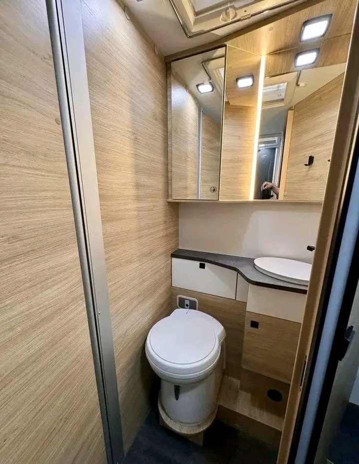 CHALLENGER 318 ANNIVERSARY EDITION – 2025 – Image 19