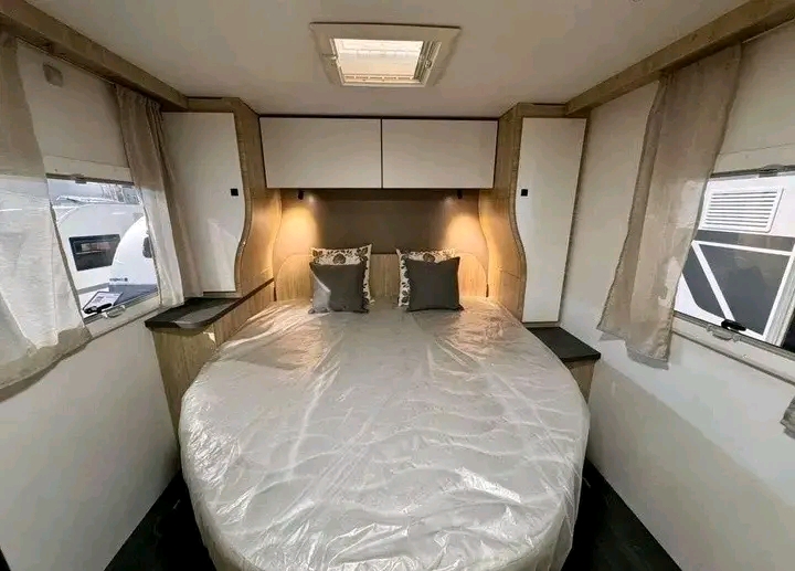 CHALLENGER 318 ANNIVERSARY EDITION – 2025 – Image 16