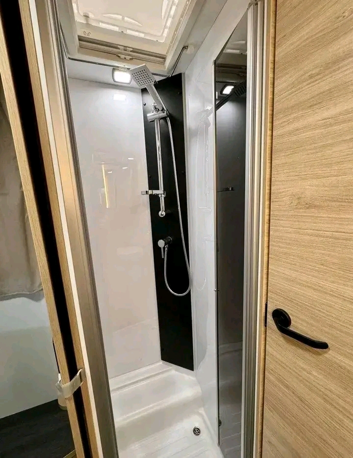 CHALLENGER 318 ANNIVERSARY EDITION – 2025 – Image 15