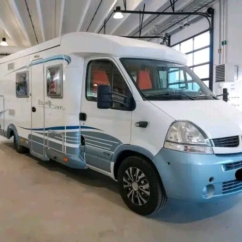 2.5 DCI Solifer 120 ch 646GT , année : 2007
