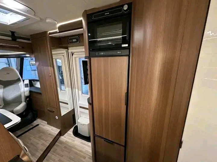 Finlandia I 740 150Hp 2,3L 2018 – Image 30