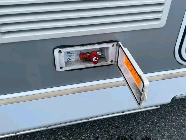 Sunlight T69L – 150 ch – Boîte automatique – 2016 – Image 26