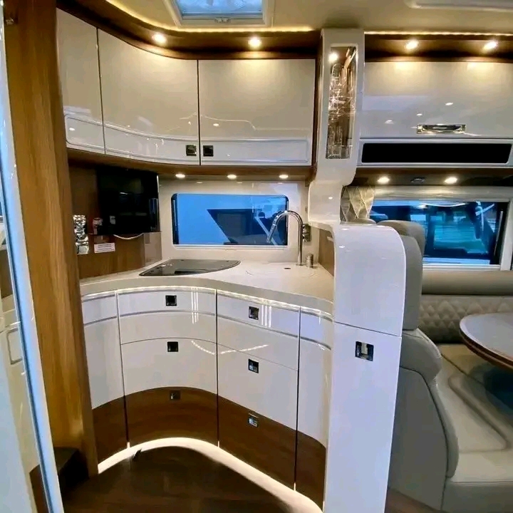 Carthago S Plus 64 XL QB – 2022 – 3.0 L 207 – Image 15
