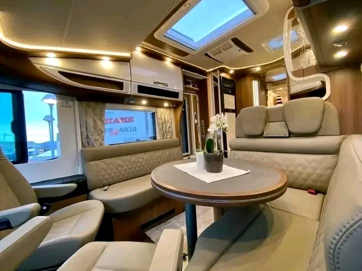 Carthago S Plus 64 XL QB – 2022 – 3.0 L 207 – Image 10