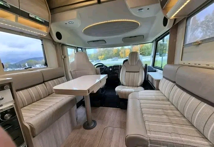 Rapido 8096 DF 150ch 2,3 litres 2017 – Image 9