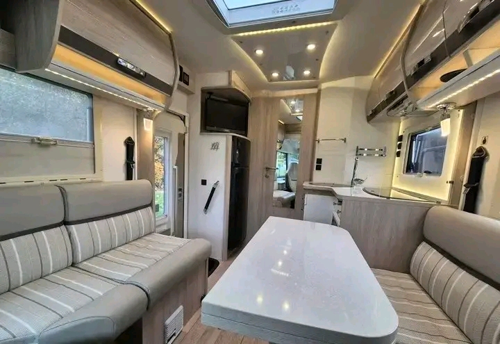 Rapido 8096 DF 150ch 2,3 litres 2017 – Image 10
