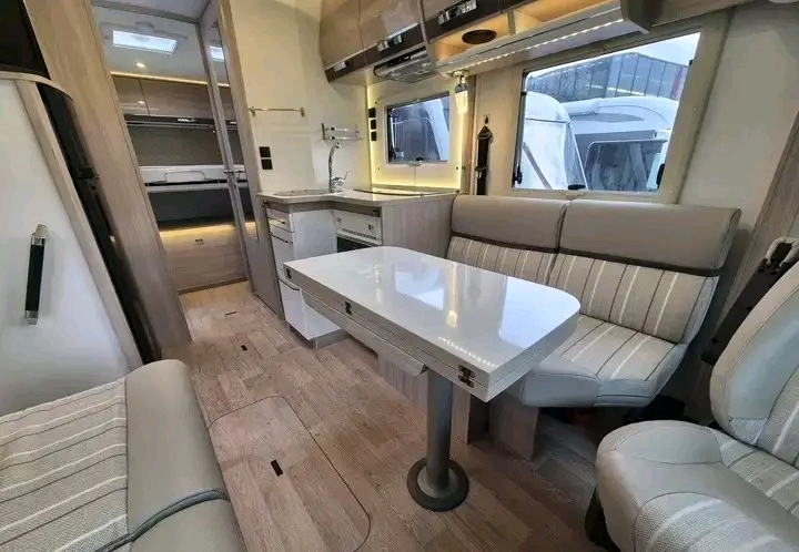 Rapido 8096 DF 150ch 2,3 litres 2017 – Image 11
